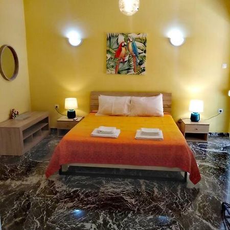 Thissio Apartment Philoxenia เอเธนส์ ภายนอก รูปภาพ